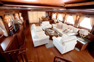 MARIA II of London -  Main Salon View 2